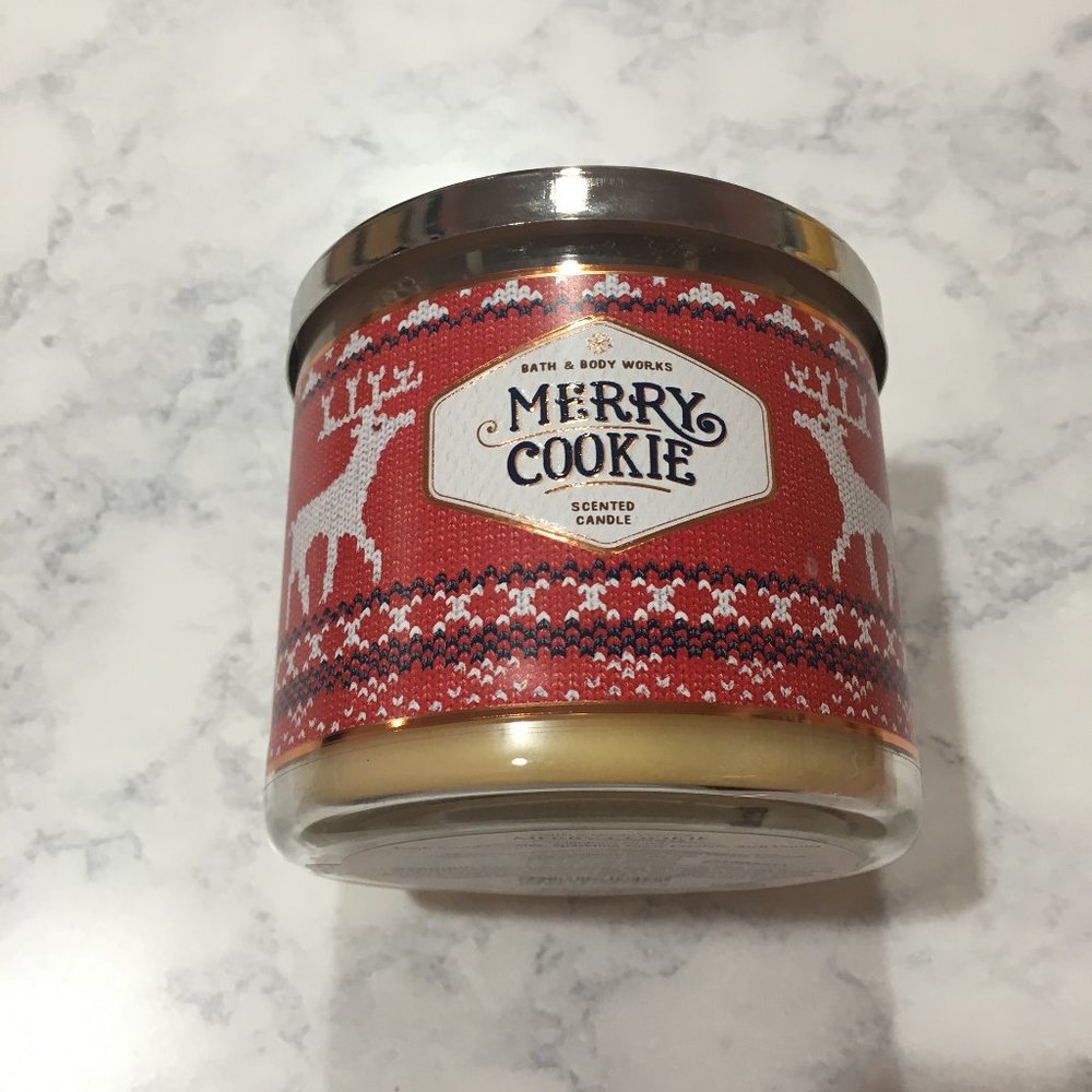 Bath & Body Works Merry Cookie 3 Wick Candle